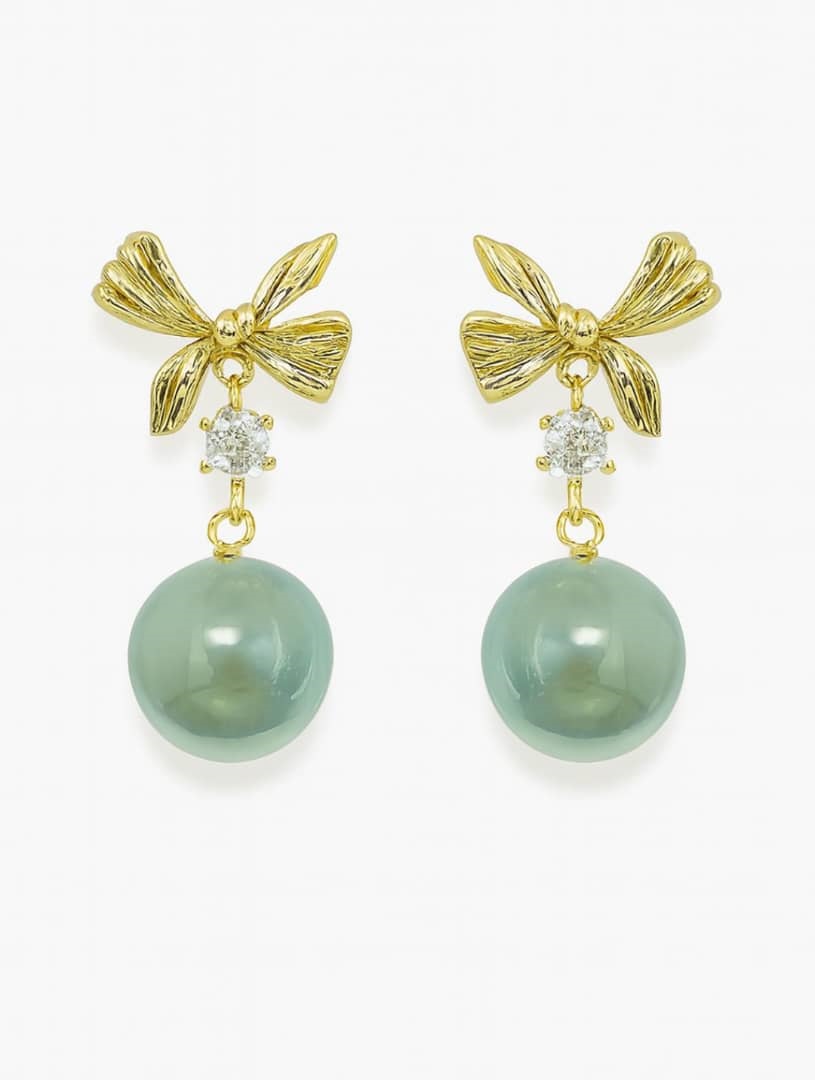 گوشواره میخی طرح پاپیونی توپی پاستیلی