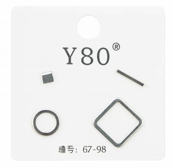 گوشواره میخی 4 عددی نقره ای طرح هندسی 1090