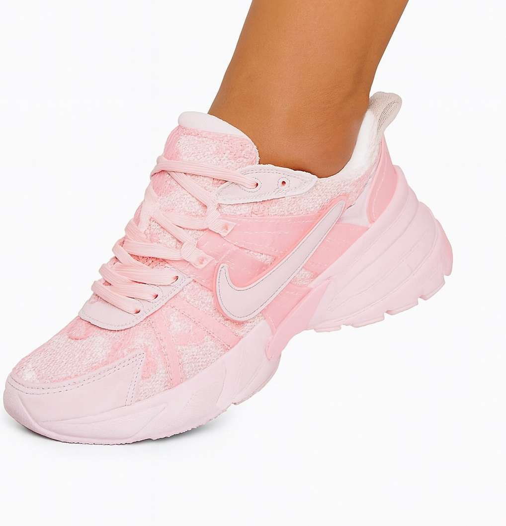 کفش نایکی مدل Zoom Vomero 5 کد 32 - صورتی - تصویر 1 کفش نایکی مدل Zoom Vomero 5 کد 32 - صورتی - تصویر 1