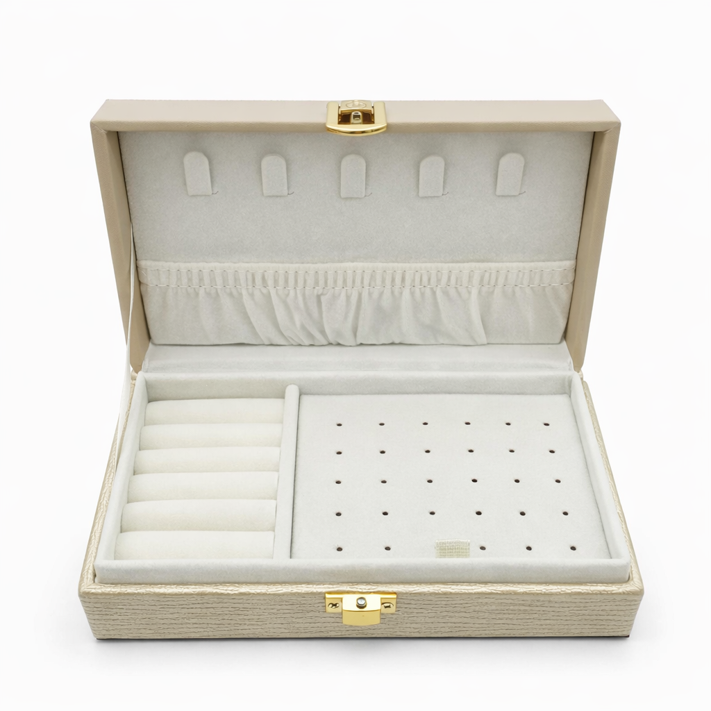 جعبه جواهرات چرمی لوکس کد F116 - کرم - تصویر 1 جعبه جواهرات چرمی لوکس کد F116 - کرم - تصویر 1