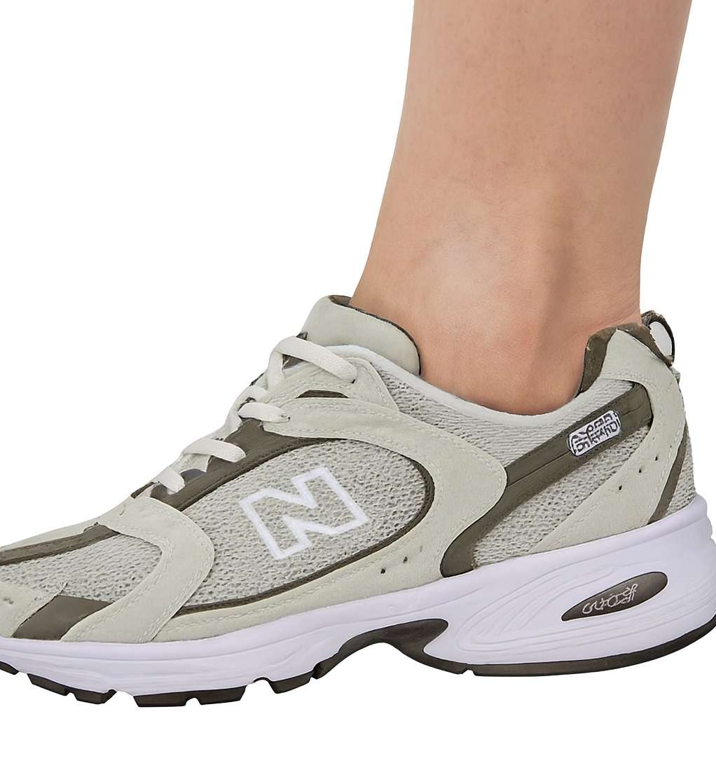 کفش اسپرت مردانه کد 34 - سفید - تصویر 1