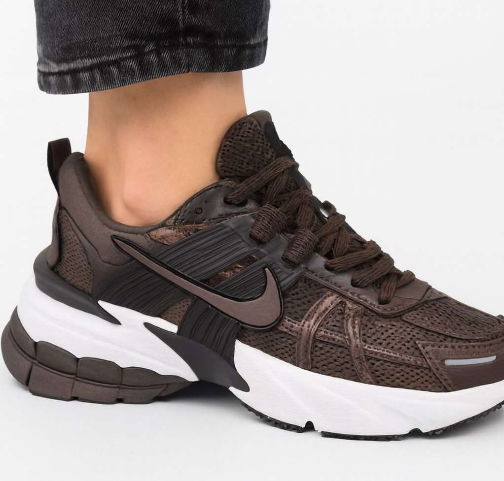 کفش نایکی مدل Zoom Vomero 5 کد 36 - مشکی - تصویر 1