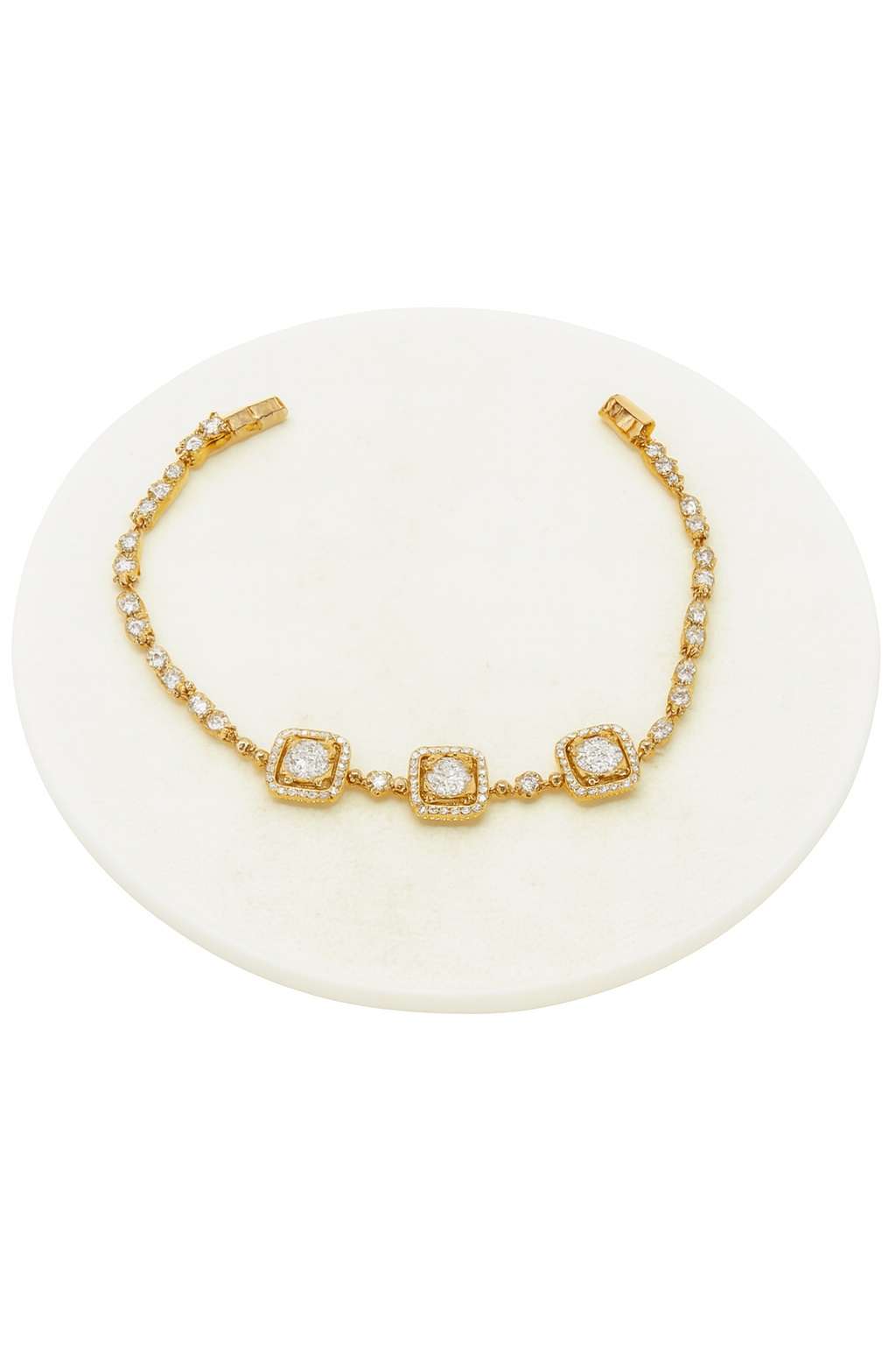 دستبند زنانه نگینی طرح سلطنتی ژوپینگ 9565 - مدل 1 - تصویر 1