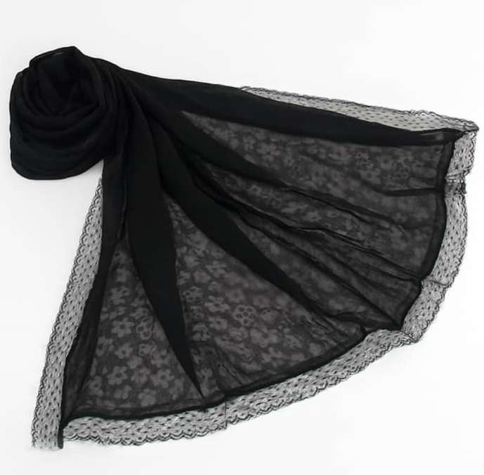 شال زنانه مدل حریر گلدار مجلسی 4 - مشکی - تصویر 1 شال زنانه مدل حریر گلدار مجلسی 4 - مشکی - تصویر 1