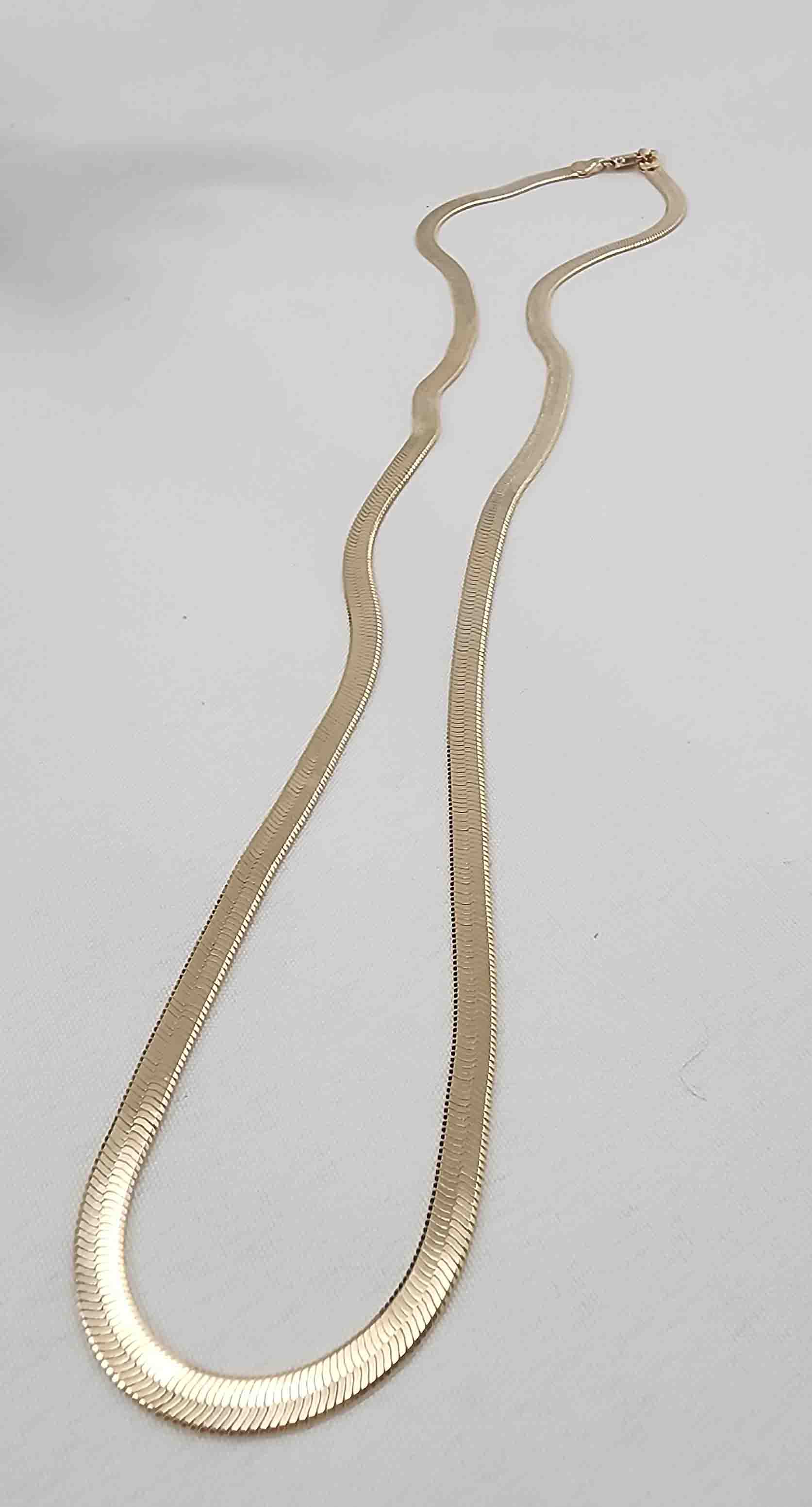 زنجیر زنانه مدل ماری ژوپینگ x82454 - مدل 1 - تصویر 2 زنجیر زنانه مدل ماری ژوپینگ x82454 - مدل 1 - تصویر 2